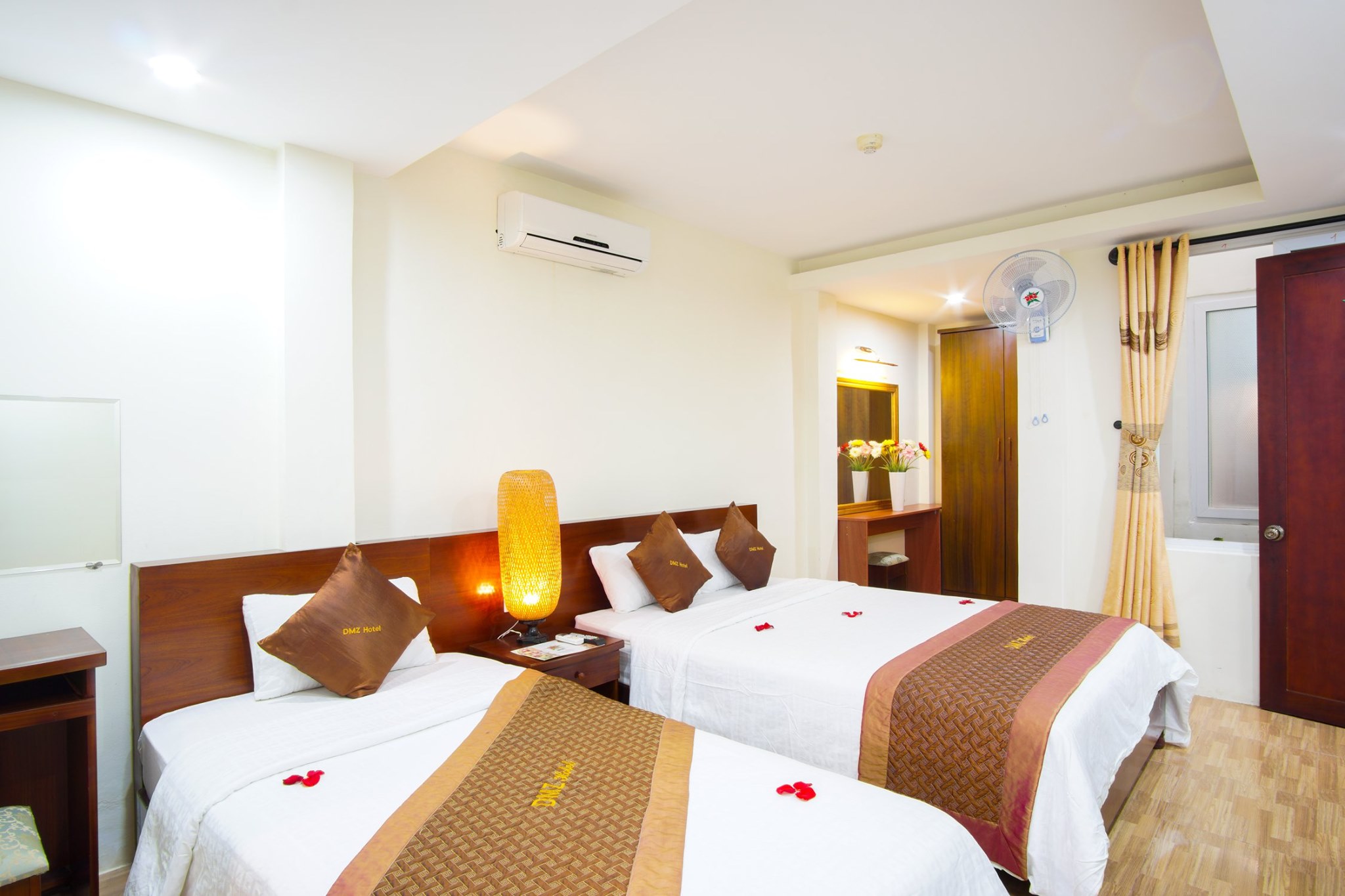 DMZ hotel
